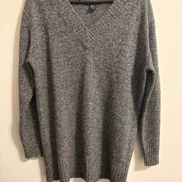 Athleta Sweaters - ATHLETA Vital V-Neck Tunic Sweater Cashmere Wool Blend Gray Heathered Medium